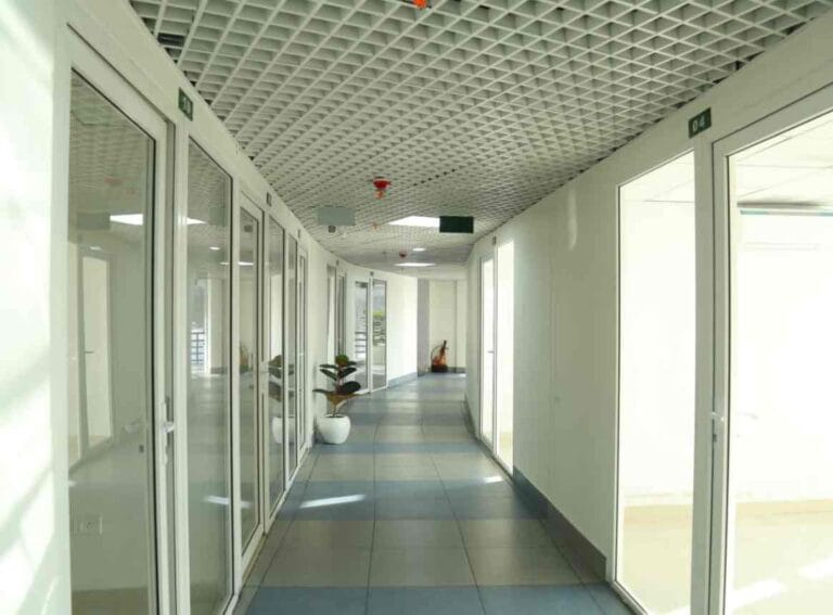 Fully Furnished Office Spaces for Rent in Dehradun: Convenience and Savings